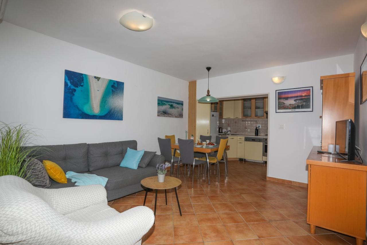 Adria Apartment Hvar Town Exteriör bild